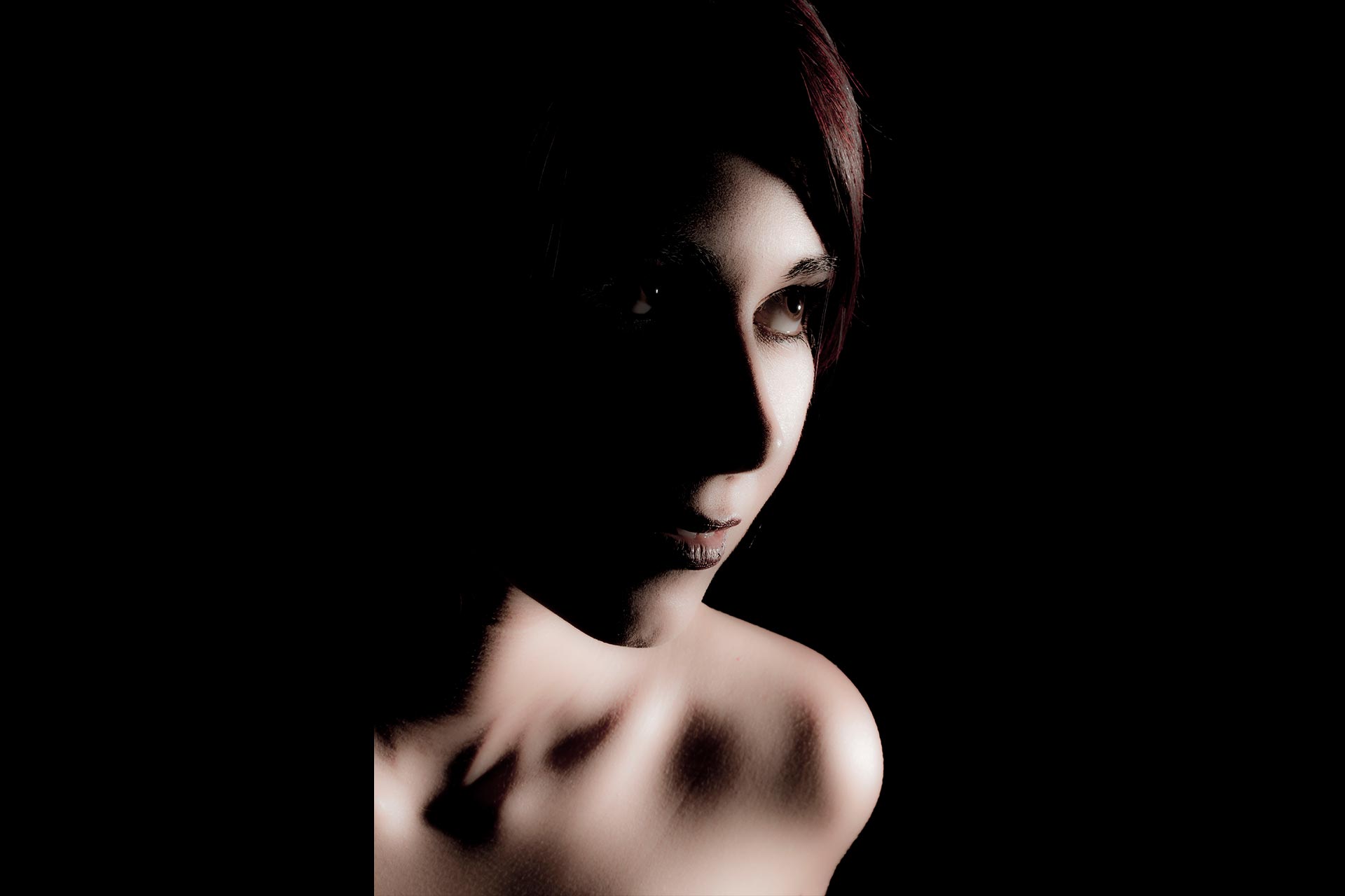 advenam-faces-ritratto